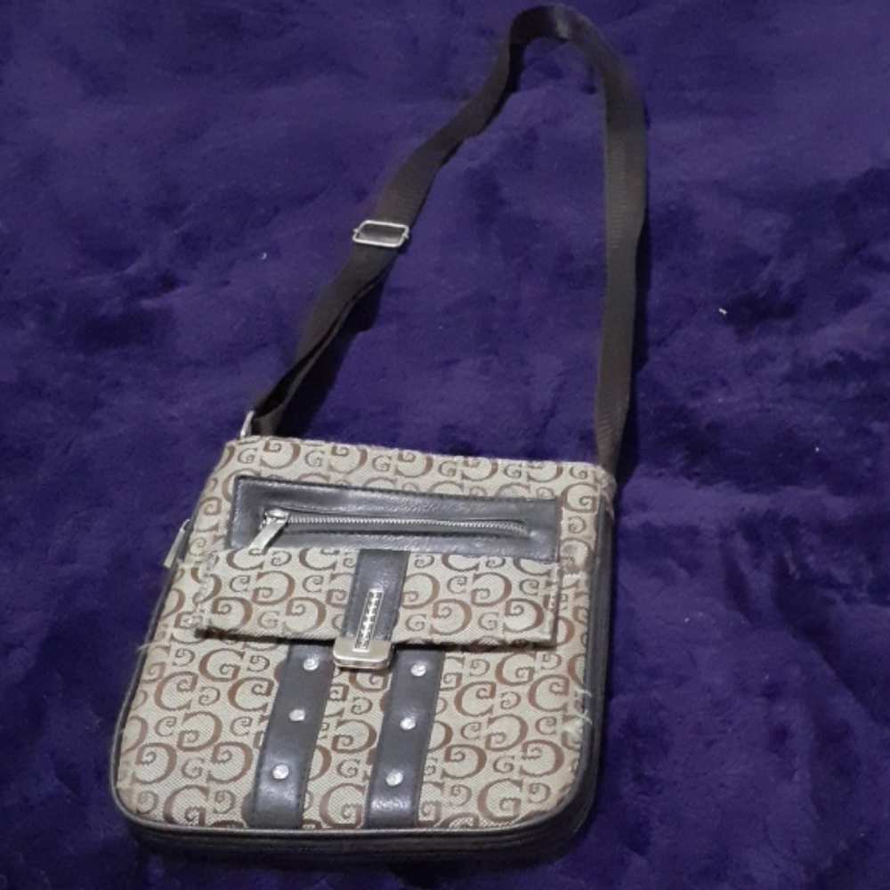Brown guess Crossed body bag